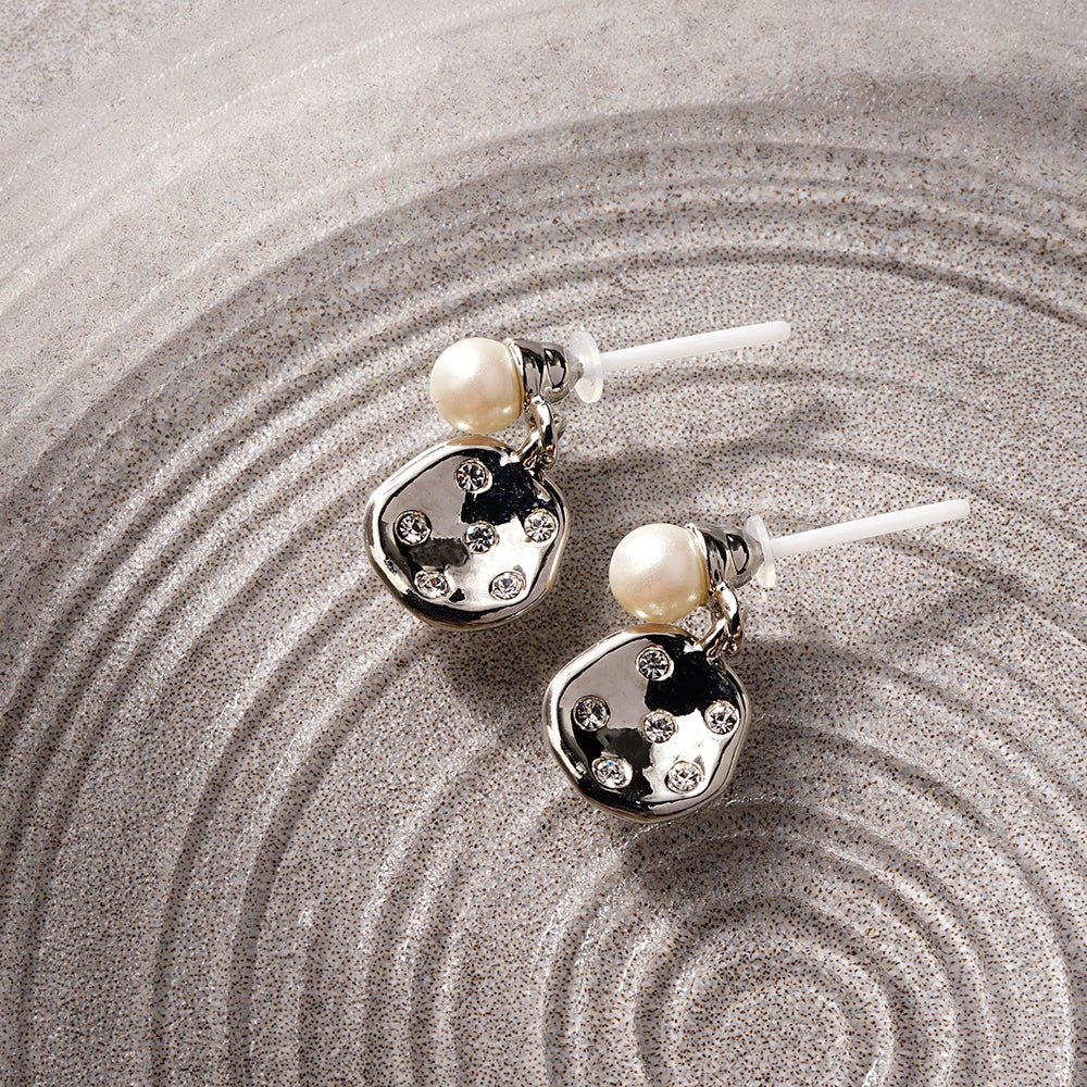 【NEW】メタルシリーズ メタル×ビジュー パール セラミックポストピアス