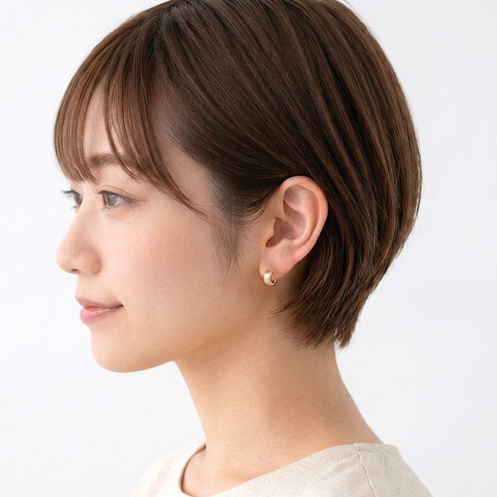 【NEW】【 金属アレルギー対応 】梨地 フープセラミックピアス