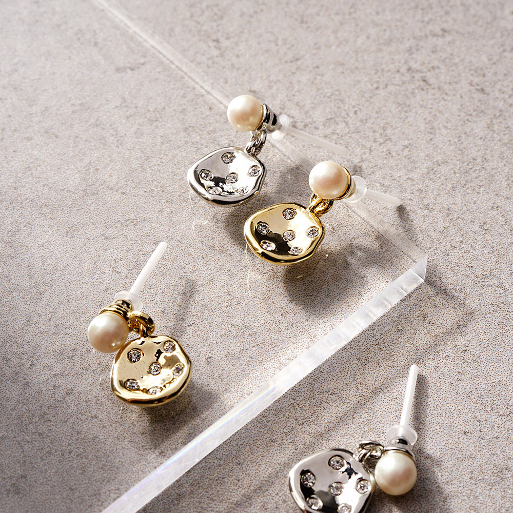 【NEW】メタルシリーズ メタル×ビジュー パール セラミックポストピアス