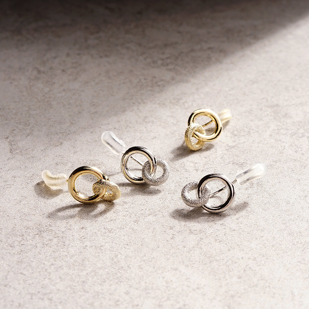 【NEW】梨地  ダブルサークル ノンホールピアス