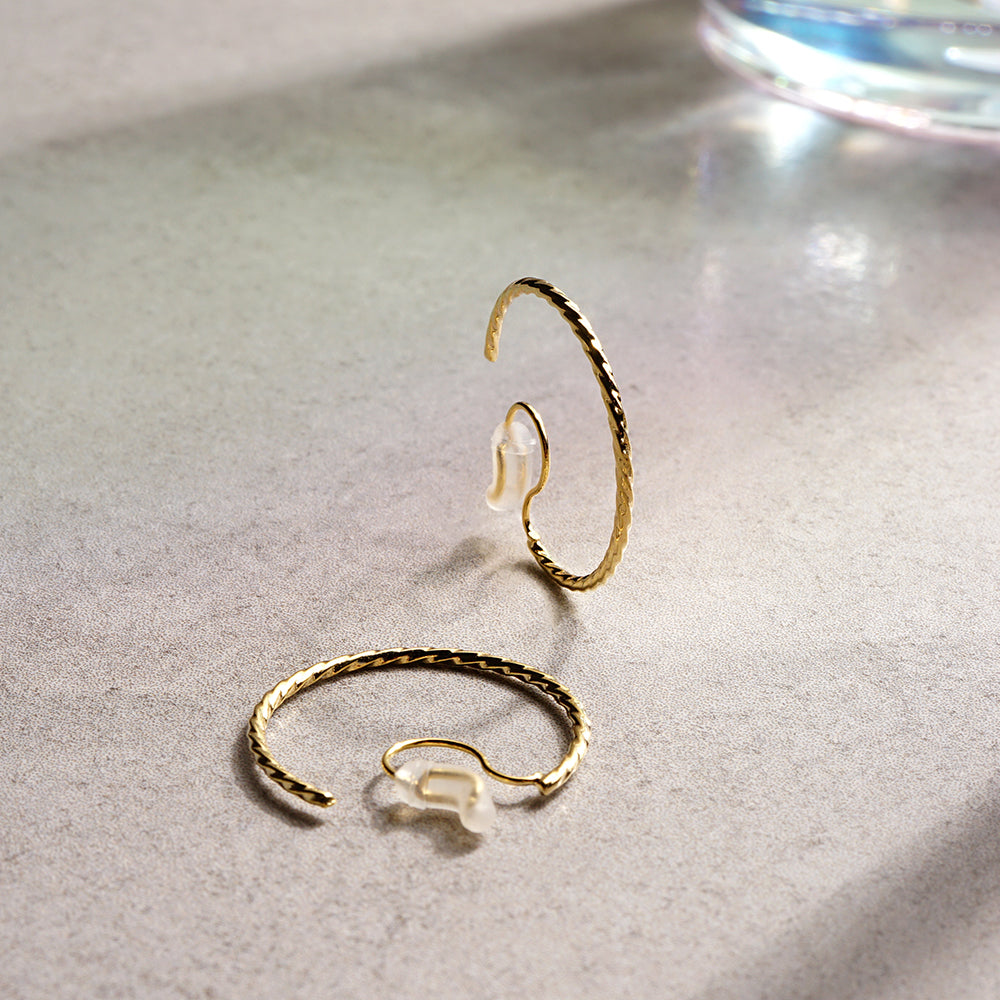 【NEW】メタルフープ ノンホールピアス