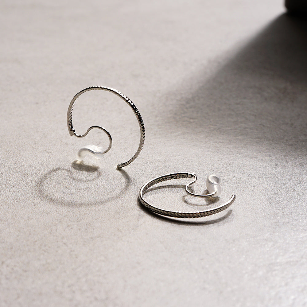 【NEW】メタルフープ ノンホールピアス