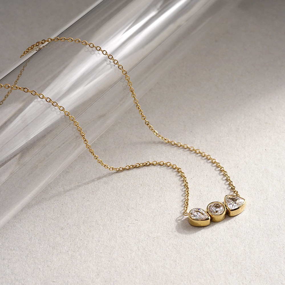 【NEW】【 金属アレルギー対応 】クリアキュービックジルコニア ステンレスネックレス