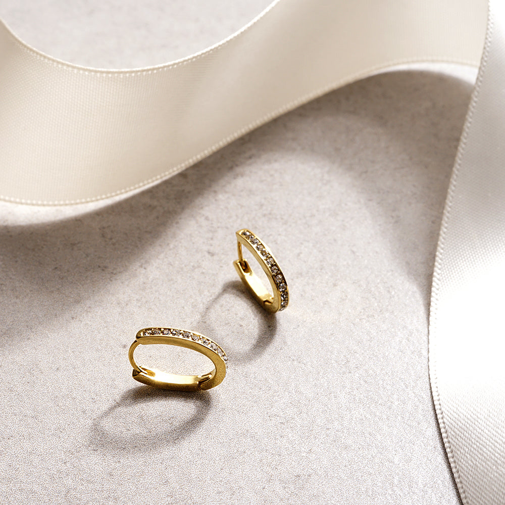 【NEW】ステンレス ハーフエタニティ フープピアス