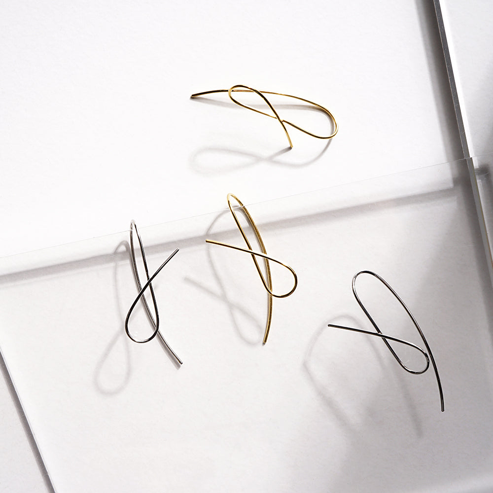 【 金属アレルギー対応 】ステンレス ニュアンスデザイン ワイヤーピアス