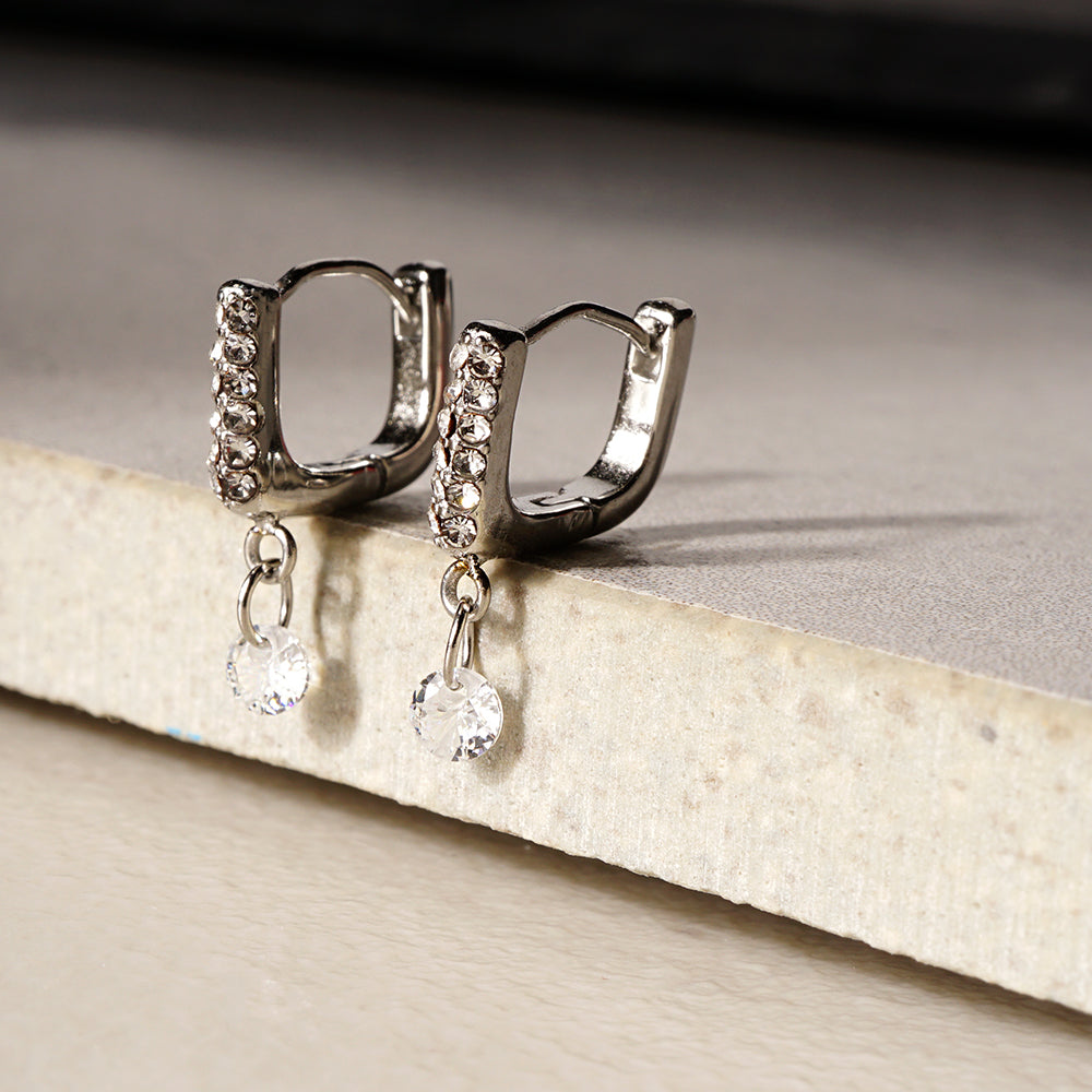 【 金属アレルギー対応 】ステンレス キュービックジルコニアフープピアス