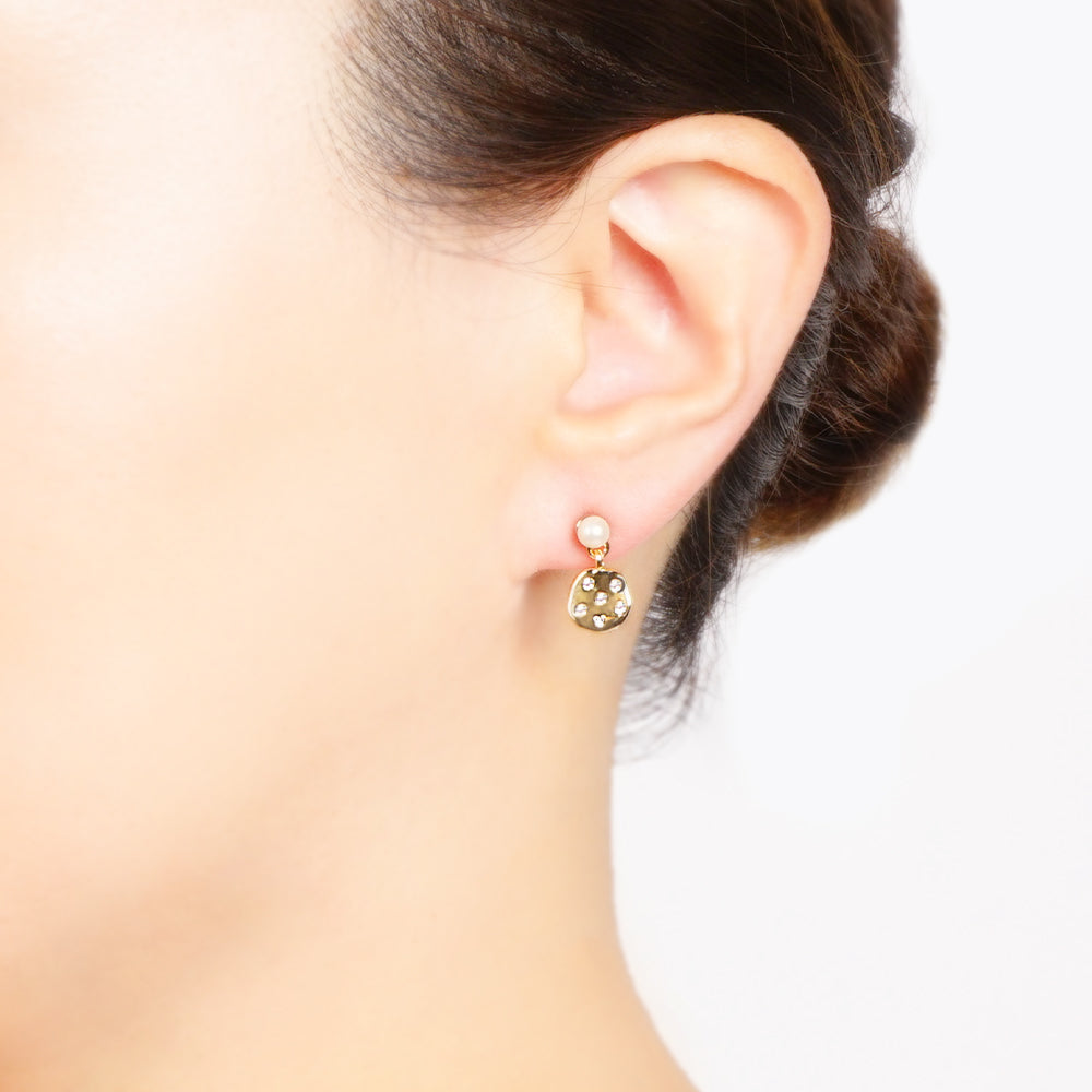 【NEW】メタルシリーズ メタル×ビジュー パール セラミックポストピアス