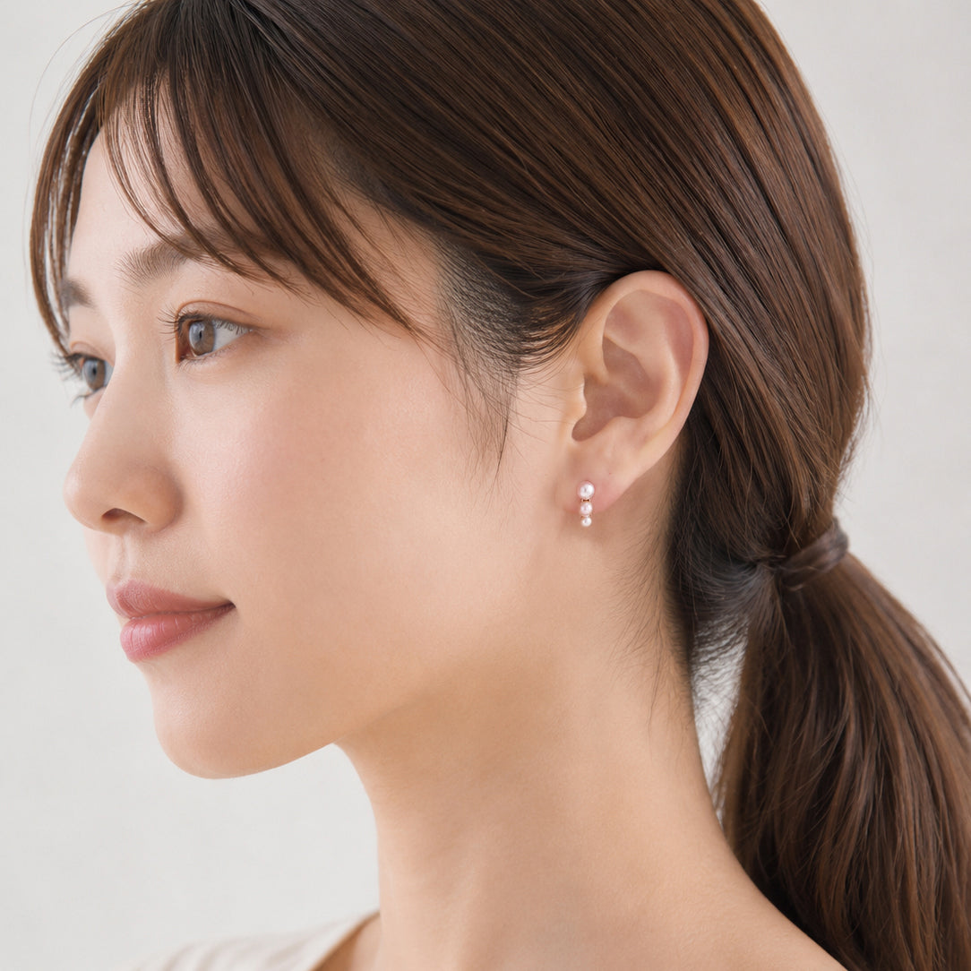 【NEW】【 金属アレルギー対応 】3連カラーパール セラミックポストピアス