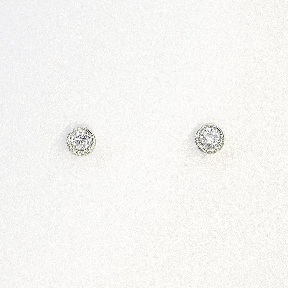 金属アレルギー対応 梨地 1粒キュービックジルコニア セラミックピアス | itam 金属アレルギー対応アクセサリー