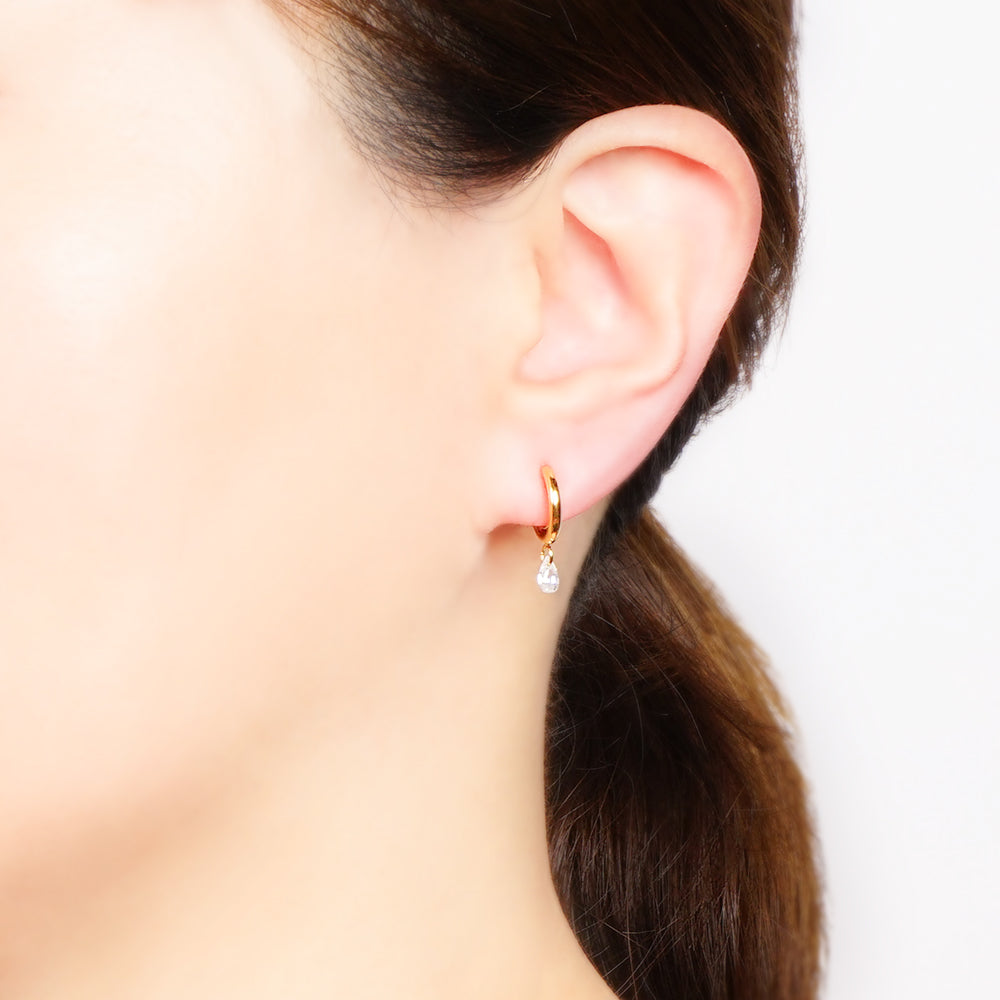 【NEW】【 金属アレルギー対応 】ステンレス キュービックジルコニア フープノンホールピアス