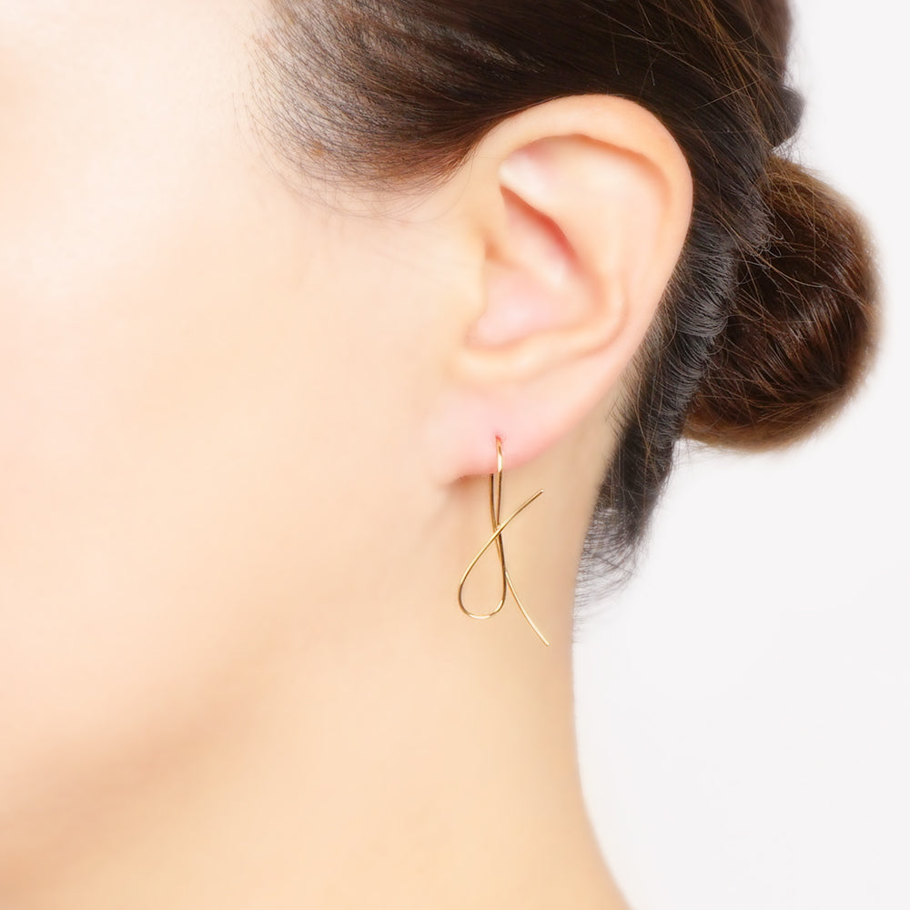 【NEW】【 金属アレルギー対応 】ステンレス ニュアンスデザイン ワイヤーピアス